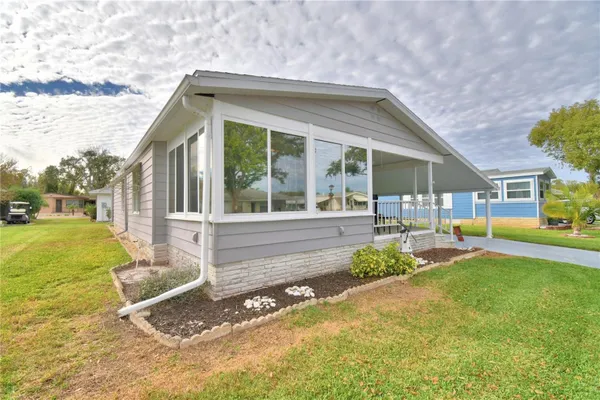 Property Slideshow image 2 of 58 | 4911 colonnades club blvd, Lakeland, FL, 33811