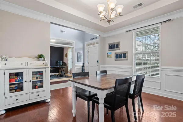 Property Slideshow image 3 of 40 | 4117 bright rd, Charlotte, NC, 28214