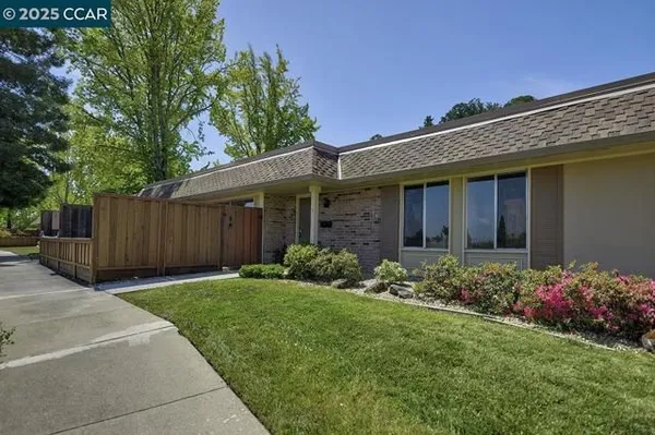 Property Slideshow image 3 of 55 | 2101 ptarmigan dr 2, Walnut Creek, CA, 94595