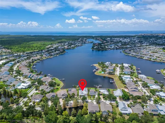 Property Slideshow image 2 of 100 | 429 manns harbor dr, Apollo Beach, FL, 33572