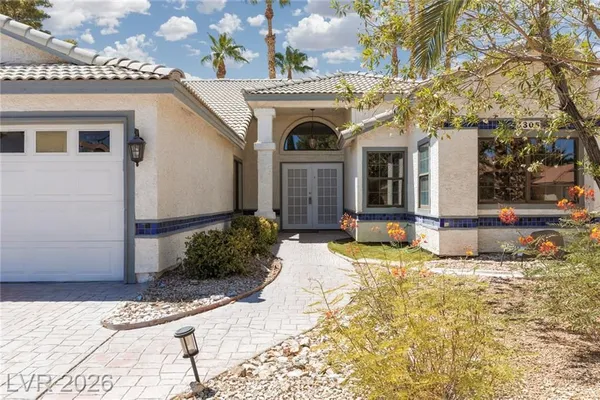 Property Slideshow image 3 of 52 | 5305 braemar dr, Las Vegas, NV, 89130