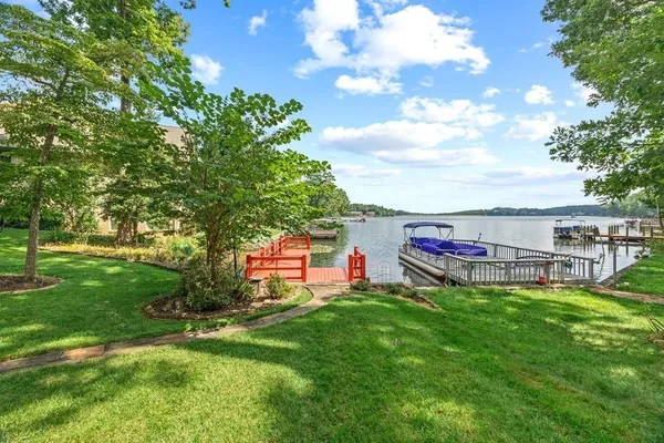 Property Slideshow image 2 of 52 | 31 markham ter, Crossville, TN, 38558