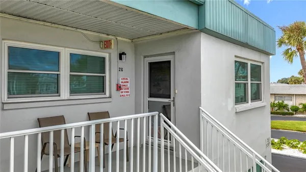 Property Slideshow image 2 of 64 | 5267 81st st n apt 26, Saint Petersburg, FL, 33709