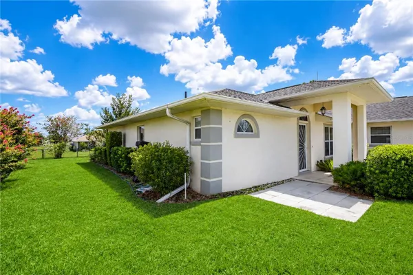 Property Slideshow image 3 of 38 | 5011 nw 31st st, Ocala, FL, 34482