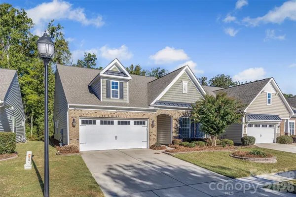 Property Slideshow image 2 of 35 | 4201 perth rd, Fort Mill, SC, 29707