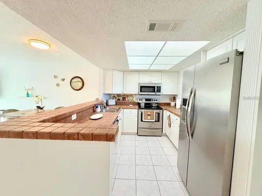 Property Slideshow image 3 of 25 | 19029 us highway 19 n apt 8-31, Clearwater, FL, 33764