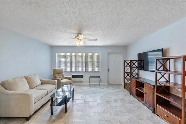 Property Slideshow image 3 of 31 | 518 durham r # 518, Deerfield Beach, FL, 33442