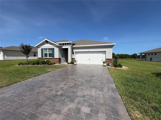 Property Slideshow image 3 of 27 | 85 huntington pl, Ormond Beach, FL, 32174
