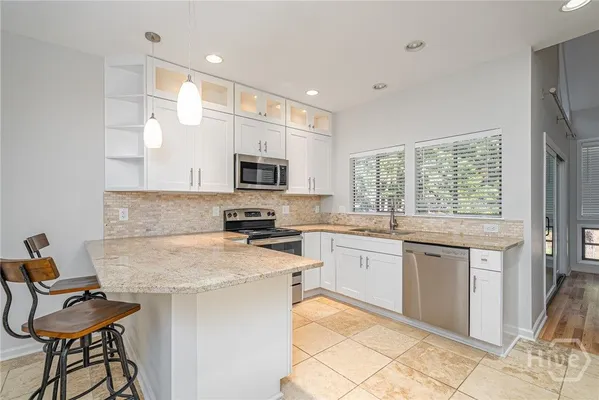 Property Slideshow image 2 of 29 | 28 dame kathryn dr, Savannah, GA, 31411