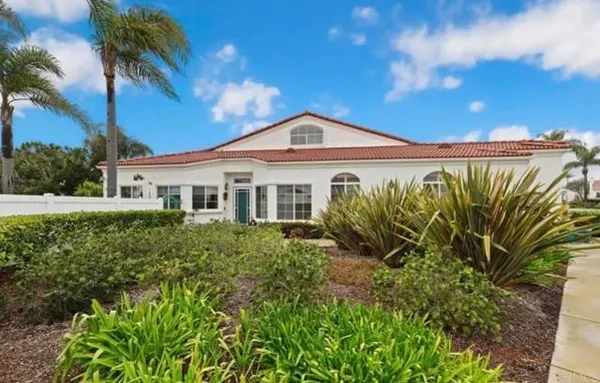 Property Slideshow image 2 of 56 | 3319 tripoli way, Oceanside, CA, 92056