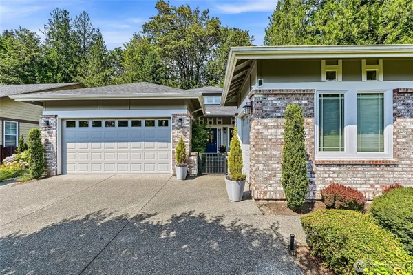 Property Slideshow image 3 of 40 | 24270 ne 131st ter, Redmond, WA, 98053