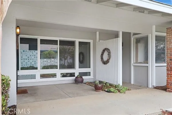 Property Slideshow image 3 of 24 | 173 e bowling grn, Port Hueneme, CA, 93041