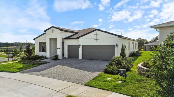 Property Slideshow image 2 of 43 | 442 turin way, Lady Lake, FL, 32159