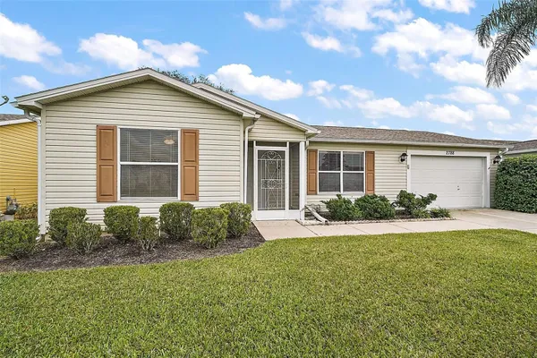 Property Slideshow image 2 of 25 | 2788 privada dr, The Villages, FL, 32162
