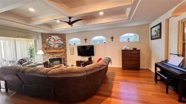 Property Slideshow image 3 of 70 | 5561 legend hills ln, Spring Hill, FL, 34609