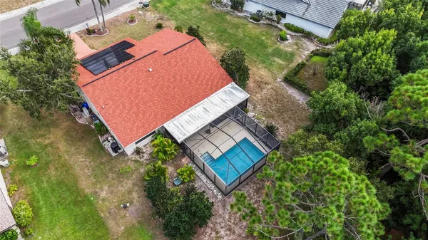 Property Slideshow image 2 of 52 | 1817 new bedford dr, Sun City Center, FL, 33573