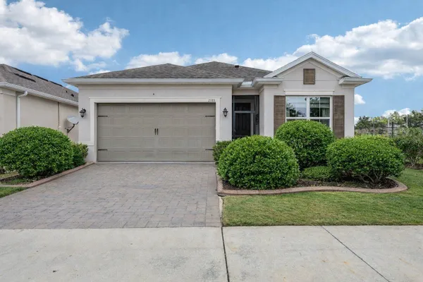 Property Slideshow image 3 of 53 | 2185 antilles club dr, Kissimmee, FL, 34747