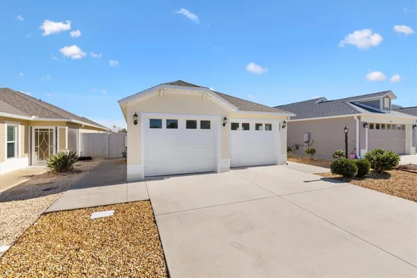 Property Slideshow image 2 of 18 | 5927 walters ct, The Villages, FL, 32163