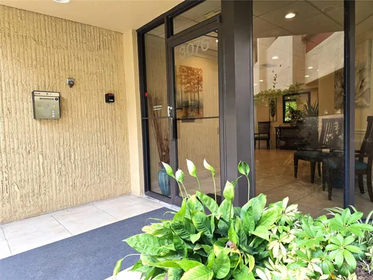 Property Slideshow image 2 of 65 | 3076 eastland blvd 106, Clearwater, FL, 33761