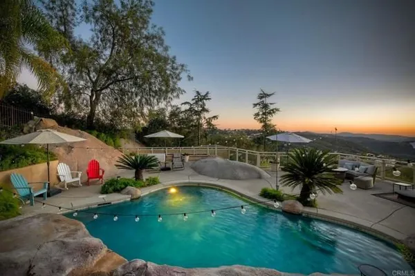 Property Slideshow image 3 of 32 | 28521 gladstone ct, Escondido, CA, 92026