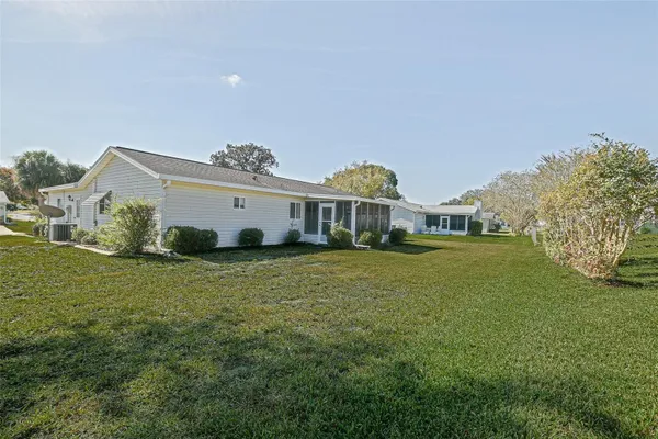 Property Slideshow image 3 of 31 | 9509 se 173rd ln, Summerfield, FL, 34491
