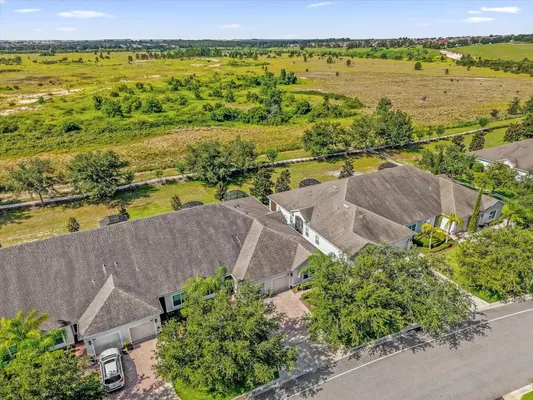 Property Slideshow image 3 of 38 | 3205 sonesta ct b, Clermont, FL, 34711