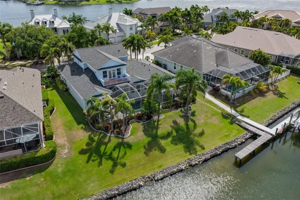 Property Slideshow image 2 of 79 | 5318 loon nest ct, Apollo Beach, FL, 33572