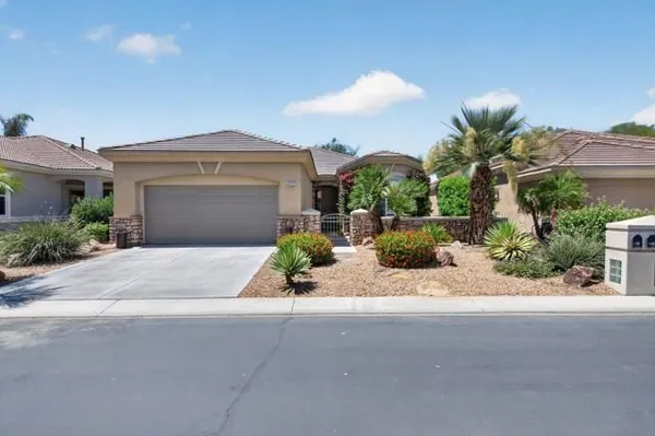 Property Slideshow image 3 of 40 | 43377 saint andrews dr, Indio, CA, 92201