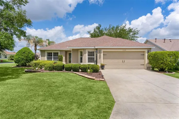 Property Slideshow image 2 of 47 | 1668 plum branch ter, The Villages, FL, 32162