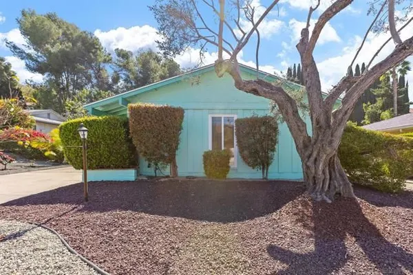 Property Slideshow image 3 of 47 | 11911 lomica dr, San Diego, CA, 92128