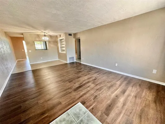 Property Slideshow image 3 of 42 | 2434 australia way 38, Clearwater, FL, 33763