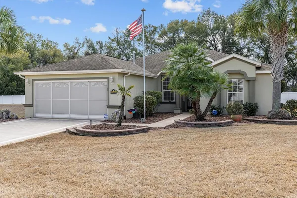 Property Slideshow image 3 of 38 | 16339 sw 14th avenue rd, Ocala, FL, 34473