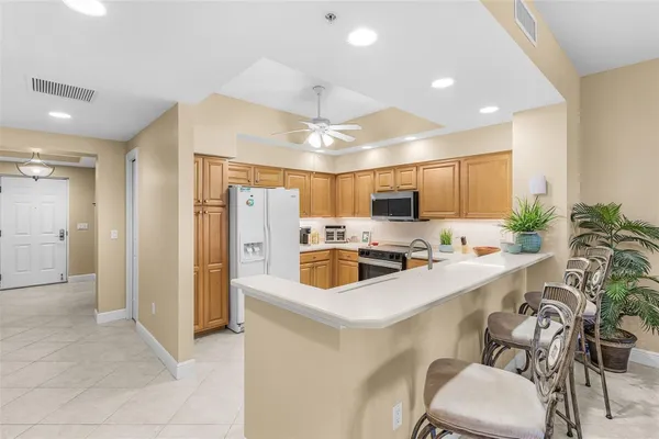 Property Slideshow image 3 of 54 | 3321 sunset key cir 508, Punta Gorda, FL, 33955