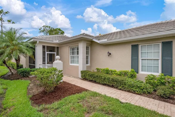Property Slideshow image 2 of 74 | 1817 lancashire dr, Venice, FL, 34293