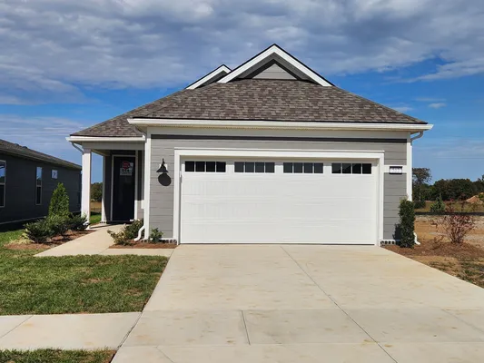 Property Slideshow image 2 of 27 | 512 scarlet oak rd, Lebanon, TN, 37090