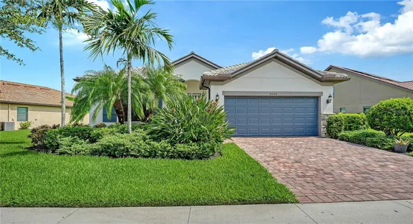 Property Slideshow image 2 of 73 | 5590 rain lily ct, Sarasota, FL, 34238