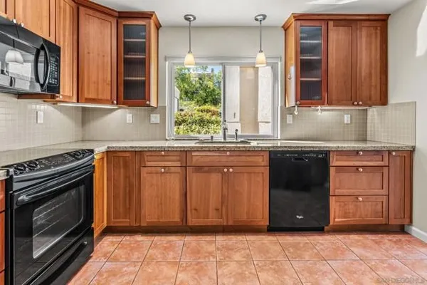 Property Slideshow image 3 of 25 | 17461 plaza otonal, San Diego, CA, 92128