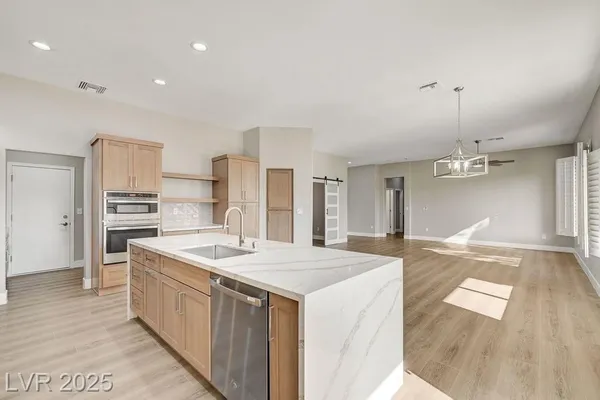 Property Slideshow image 3 of 44 | 9937 villa ridge dr, Las Vegas, NV, 89134