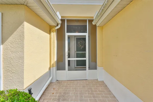 Property Slideshow image 3 of 92 | 2249 worthington greens dr 6, Sun City Center, FL, 33573