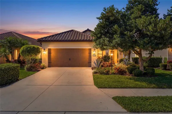 Property Slideshow image 2 of 57 | 12608 crystal clear pl, Bradenton, FL, 34211