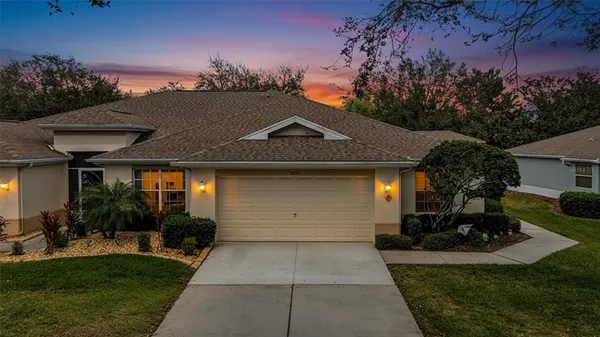 Property Slideshow image 2 of 52 | 2215 worthington greens dr 20, Sun City Center, FL, 33573