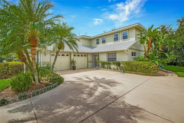 Property Slideshow image 2 of 59 | 5351 aurora dr, Leesburg, FL, 34748