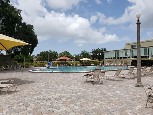 Property Slideshow image 2 of 37 | 2457 ecuadorian way 59, Clearwater, FL, 33763