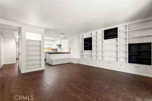 Property Slideshow image 3 of 42 | 26824 circle of the oaks, Newhall, CA, 91321