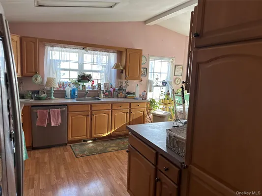 Property Slideshow image 3 of 14 | 1661 old country rd 275, Riverhead, NY, 11901