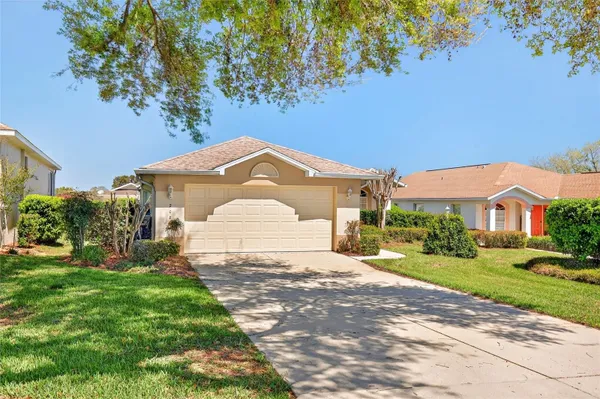 Property Slideshow image 3 of 37 | 2081 n brentwood cir, Lecanto, FL, 34461