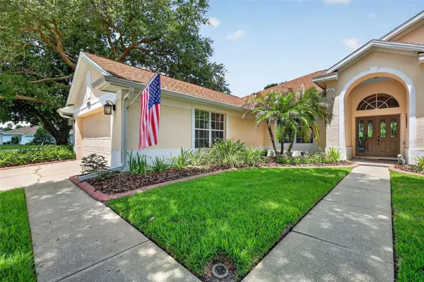 Property Slideshow image 3 of 48 | 8059 laurel ridge dr, Mount Dora, FL, 32757
