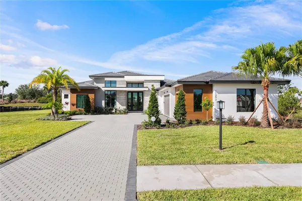 Property Slideshow image 2 of 82 | 11292 kingly ln, Odessa, FL, 33556