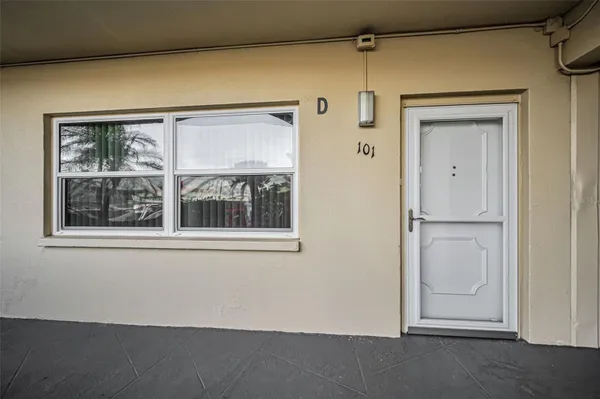 Property Slideshow image 2 of 27 | 5750 80th st d101, St Petersburg, FL, 33709