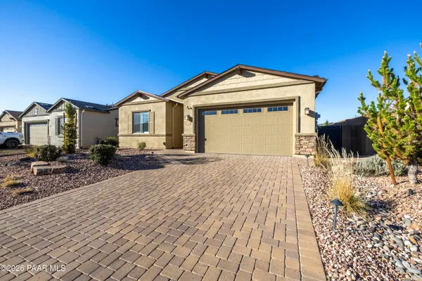 Property Slideshow image 2 of 39 | 8650 n wandering creek rd, Prescott Valley, AZ, 86315